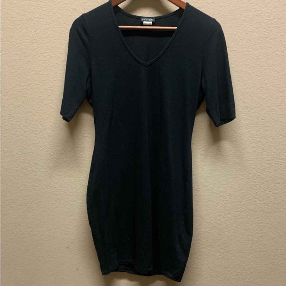 VENUS T-SHIRT DRESS BEACH COVER